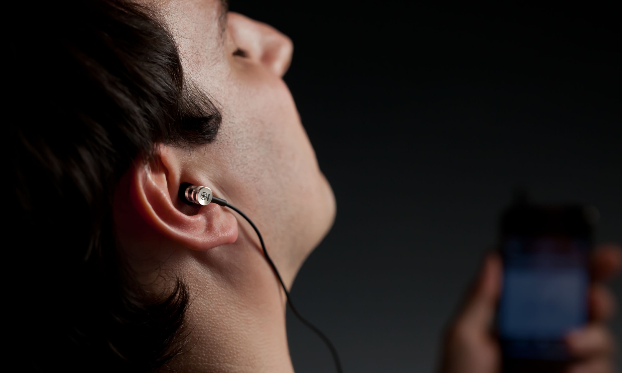 Earphone Kabel Kembali Digunakan, Pengguna Mulai Lelah dengan TWS?