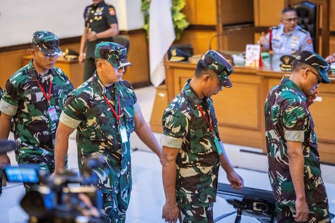 Banding empat anggota Badan Intelijen Strategis (BAIS)