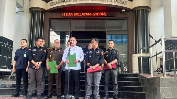 Kejaksaan Agung (Kejagung) menetapkan Kolonel Cpl Budi Utomo sebagai tersangka